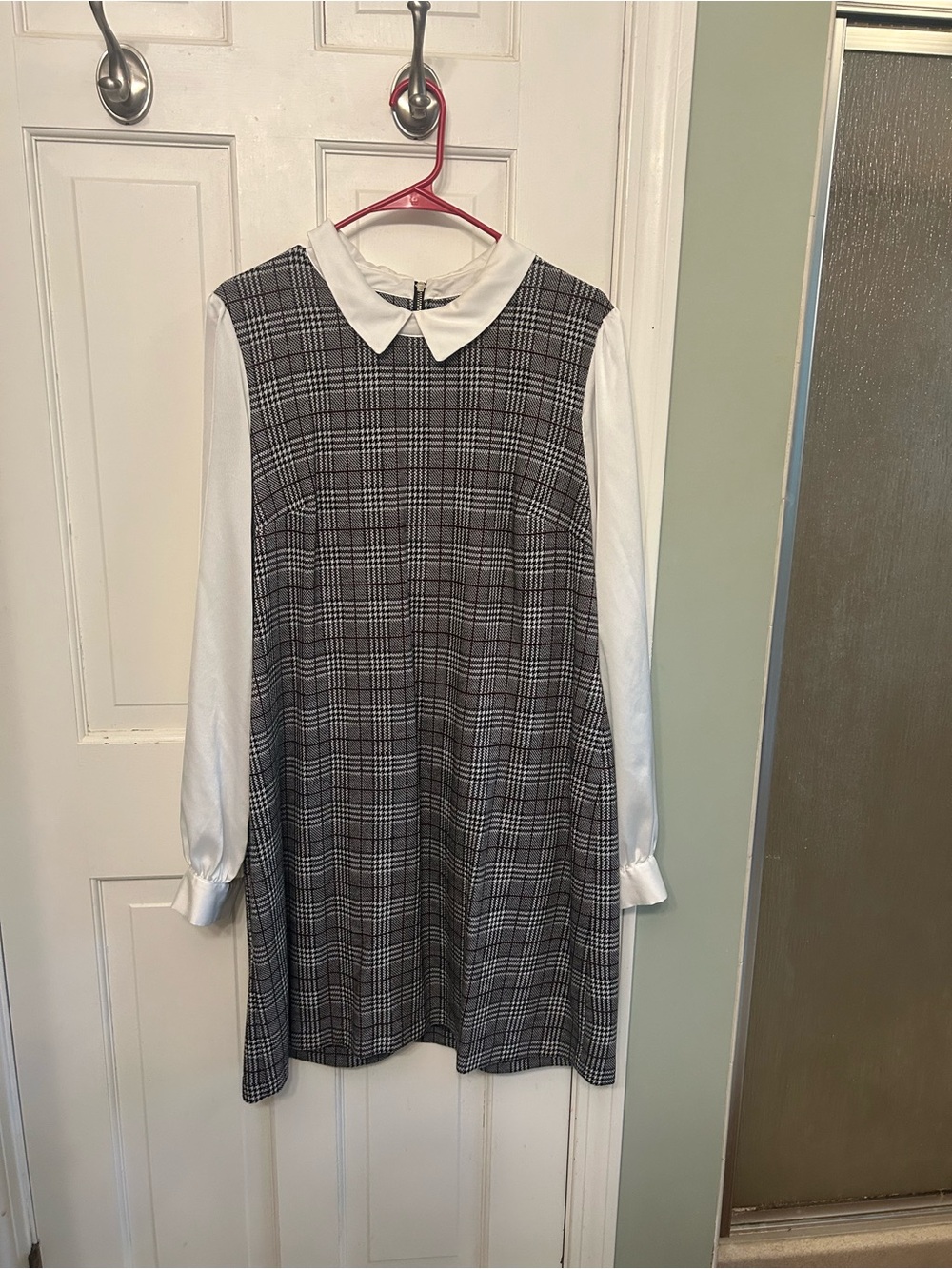 Tommy Hilfiger Black-and-White Plaid Shift Dress with White Collar